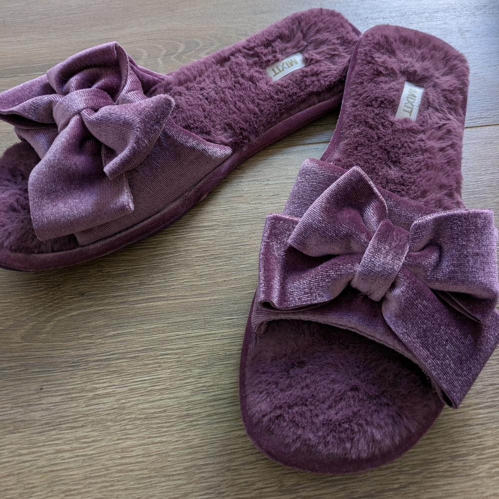 Velvet Bow Slippers